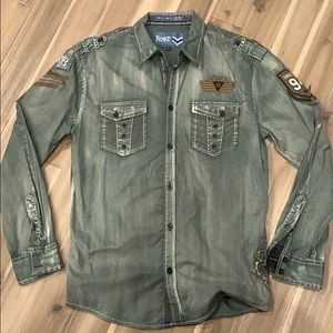 Men’s ROAR button down shirt